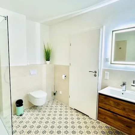 Gruenes Seeidyll - Direkt Am Puddeminer Wiek!