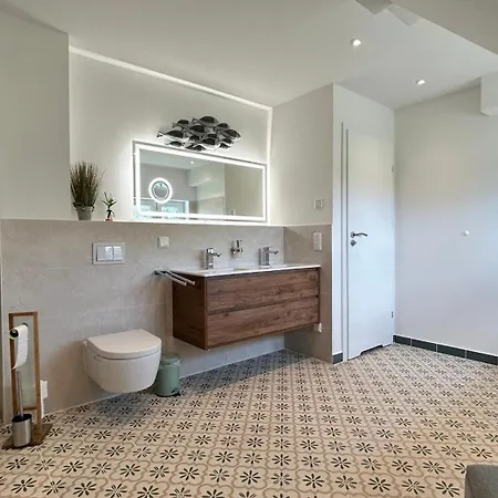 Gruenes Seeidyll - Direkt Am Puddeminer Wiek!