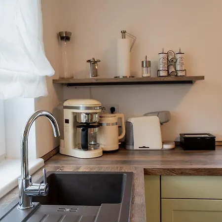 別荘 Gruenes Seeidyll - Direkt Am Puddeminer Wiek! Puddemin