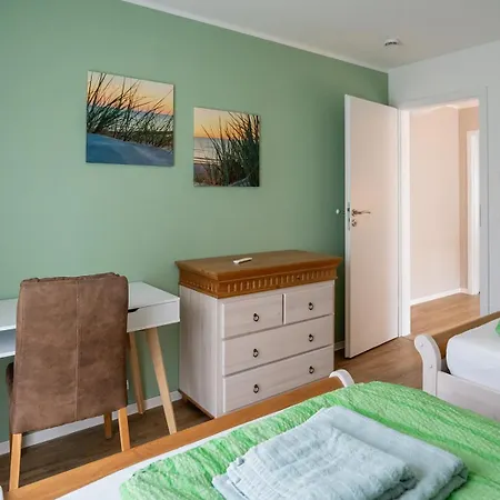 Gruenes Seeidyll - Direkt Am Puddeminer Wiek! Puddemin