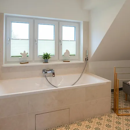 Casa de Férias Gruenes Seeidyll - Direkt Am Puddeminer Wiek!